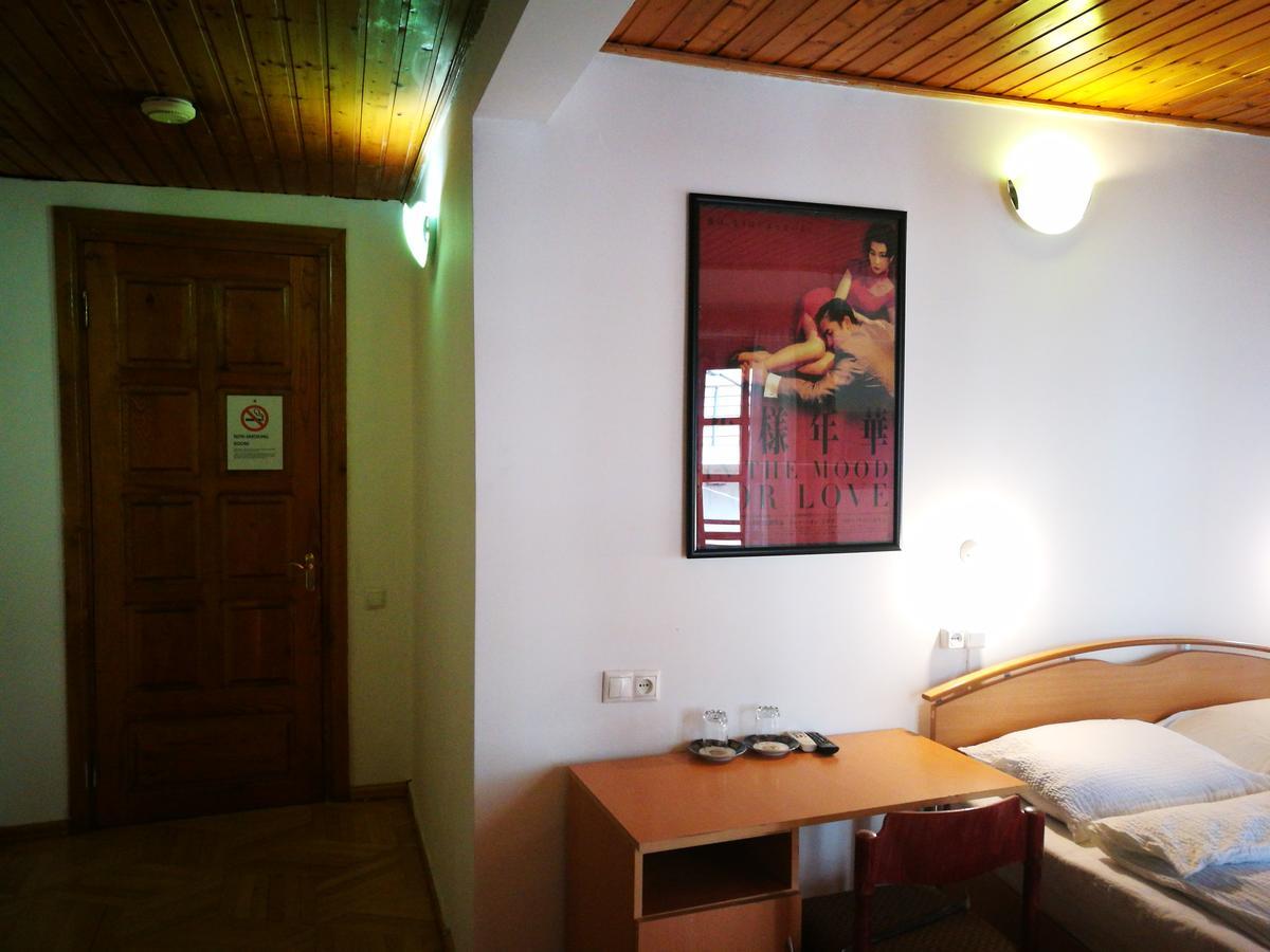 Hotel Salo ティビリシ エクステリア 写真