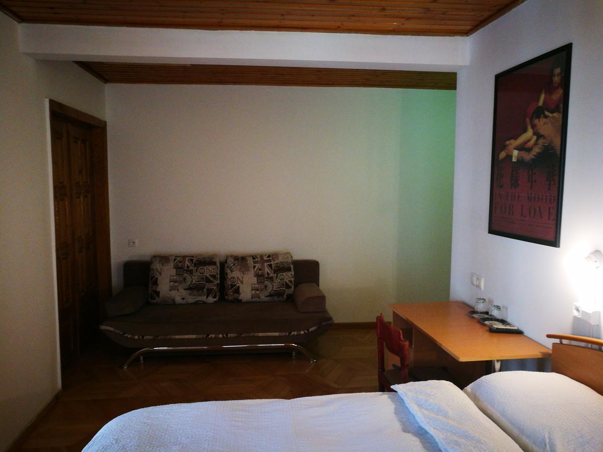 Hotel Salo ティビリシ エクステリア 写真