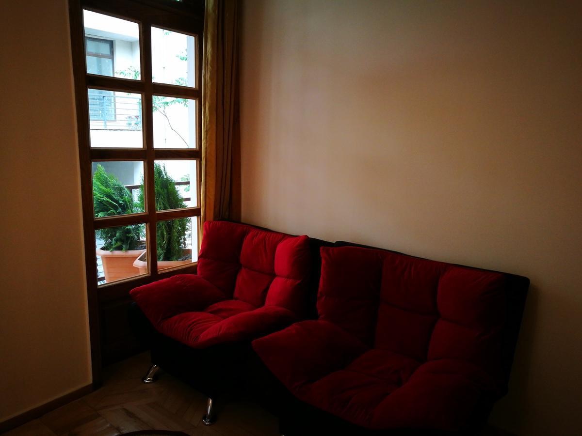Hotel Salo ティビリシ エクステリア 写真