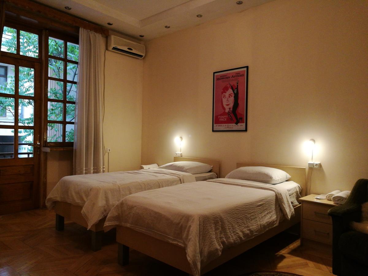 Hotel Salo ティビリシ エクステリア 写真